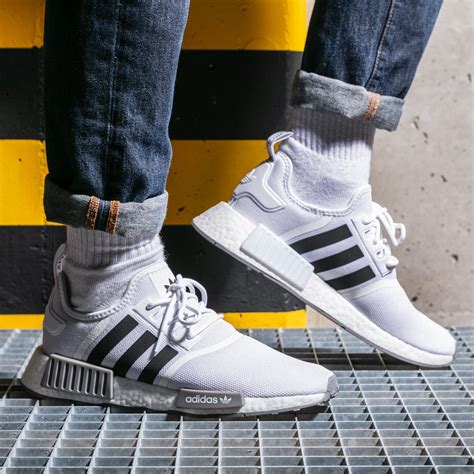 adidas nmd r1 herren weiß blau|adidas nmd r1 price.